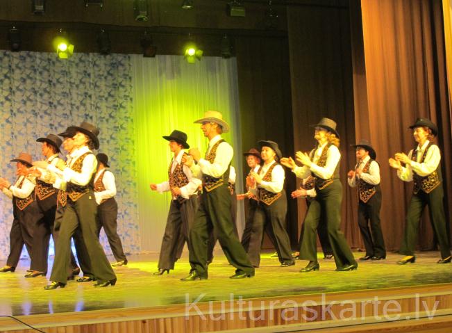 Valkas senioru deju kopa